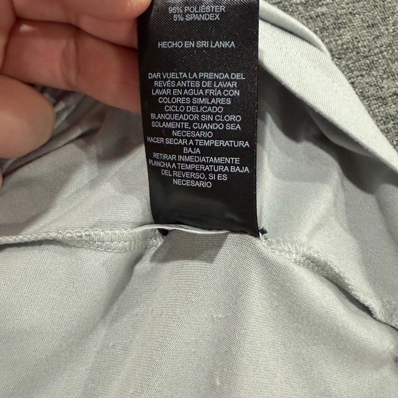 Disney ‘Winnie the Pooh’ Gray Graphic T-Shirt with Winnie and Piglet & Text - Picture 8 of 8